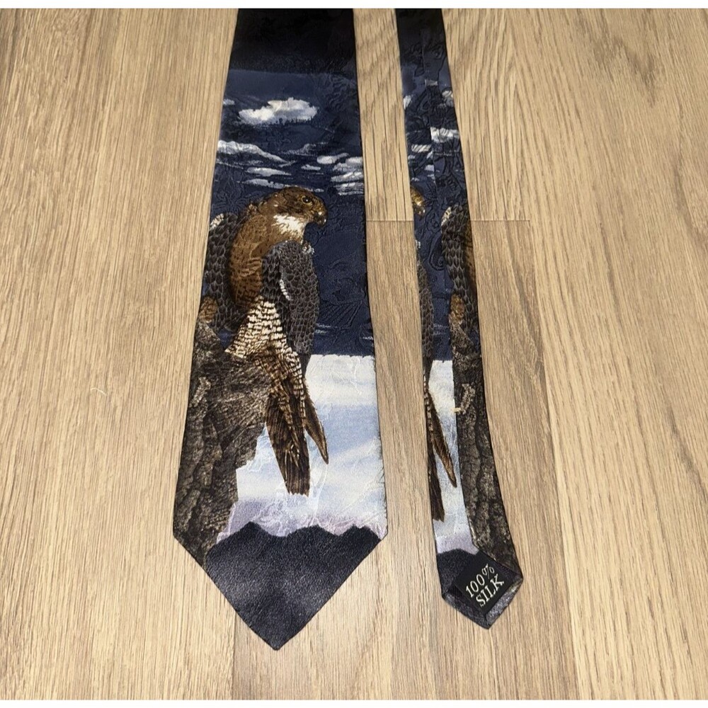 Wembley Endangered Species Peregrine Falcon Printed Silk Necktie Vintage USA